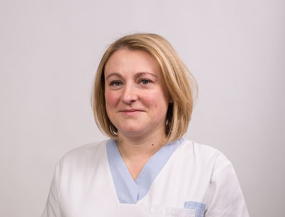  Caroline BRADFER